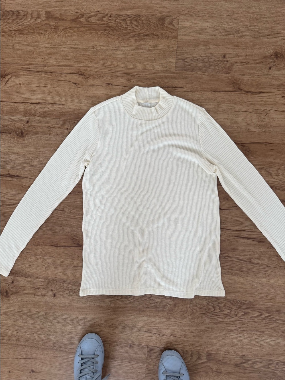 Uniqlo Cream Ribbed Long Sleeve Mock Neck Top